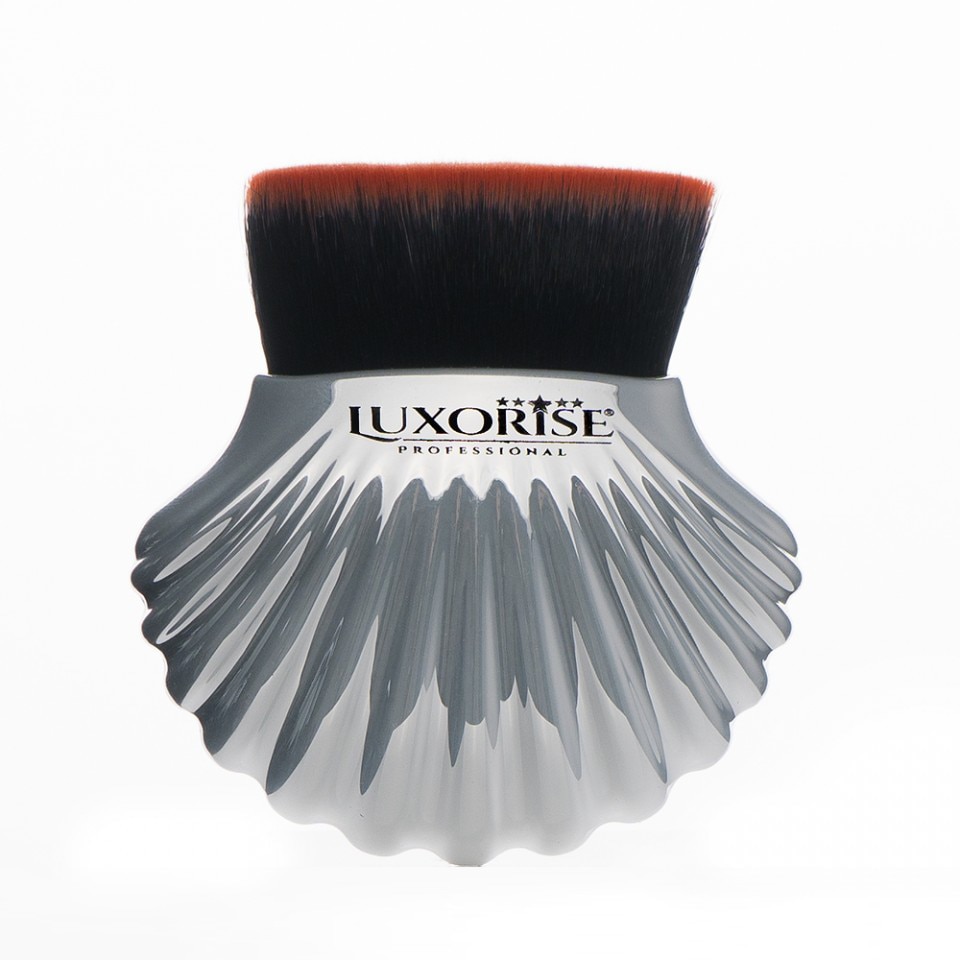 Pensula Machiaj Silver Shell LUXORISE