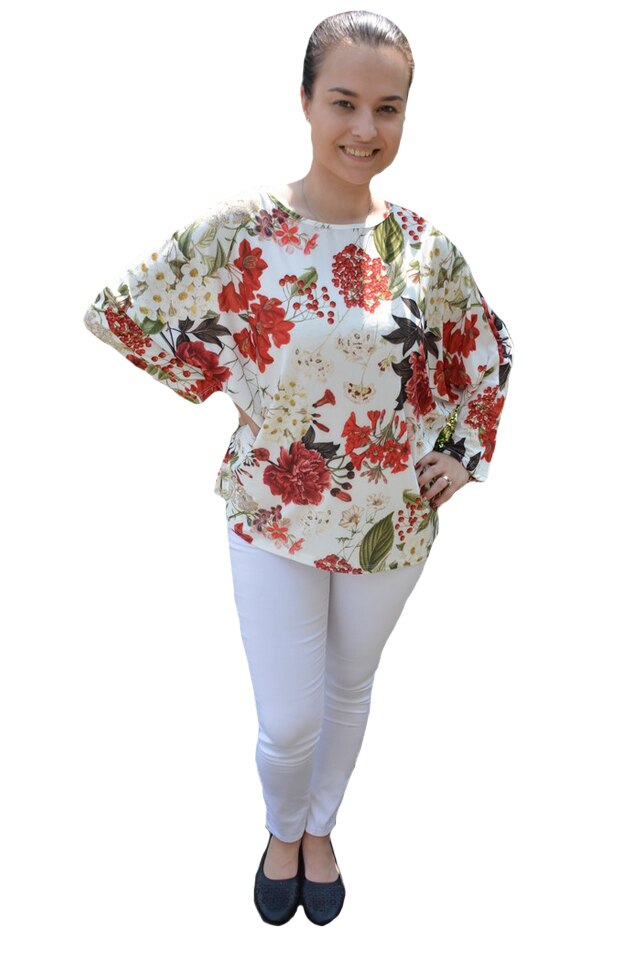 Bluza lejera Emilia cu imprimeu rose si coacaze, D&J Exclussive, D&J Exclussive, Alb