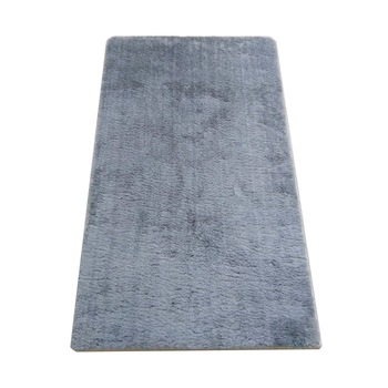 Covor tip blanita, poliester 100%, 80x150m, gramaj 1680g, dos antislip PVC cu puncte, model rectangular gri Covor tip blanita, poliester 100%, 80x150m, gramaj 1680g, dos antislip PVC cu puncte, model rectangular gri