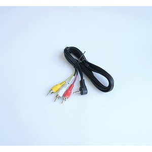 Kábelek és adapterek