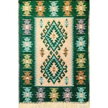 Covor tesut, Golden Daisy, Culoare Verde, Dimensiune 100X400 cm Covor tesut, Golden Daisy, Culoare Verde, Dimensiune 100X400 cm