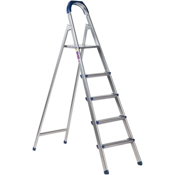 Scara metalica EVOTOOLS 647627, 1.65 m inaltime, 4 trepte Scara metalica EVOTOOLS 647627, 1.65 m inaltime, 4 trepte