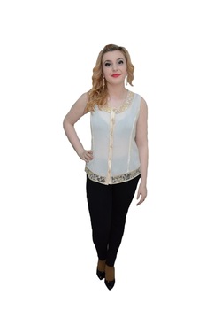 Bluza tip top dama design cu dantela, decolteu rotund, fara maneci, nasturi fini,D&J Exclussive, Alb Bluza tip top dama design cu dantela, decolteu rotund, fara maneci, nasturi fini,D&J Exclussive, Alb