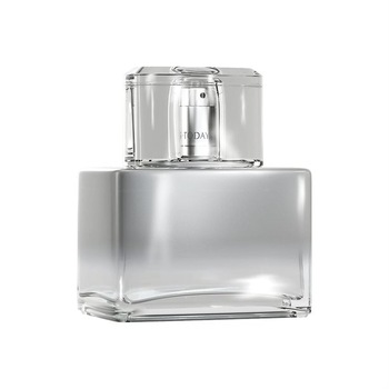Apa de toaleta TTA Celebrate pentru El, Avon, 75 ml Apa de toaleta TTA Celebrate pentru El, Avon, 75 ml