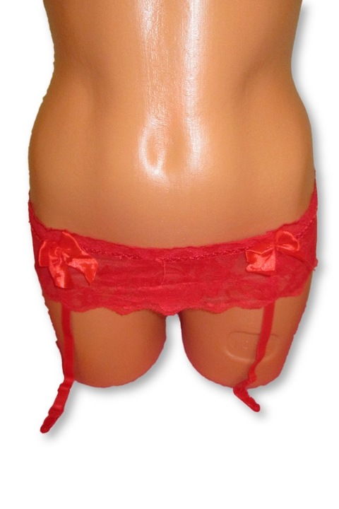 Női csipkés tanga harisnyatartóval, középen nyitott,középen gyöngysor,széles csipke pántos,piros,one size