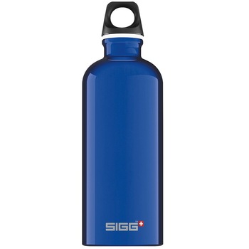 Bidon din aluminiu SIGG Traveller Dark Blue 0.6l Bidon din aluminiu SIGG Traveller Dark Blue 0.6l