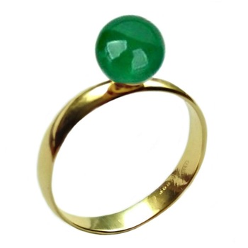 Inel din Aur cu Jad Natural, 14 karate, 21.3 mm diametru Inel din Aur cu Jad Natural, 14 karate, 21.3 mm diametru