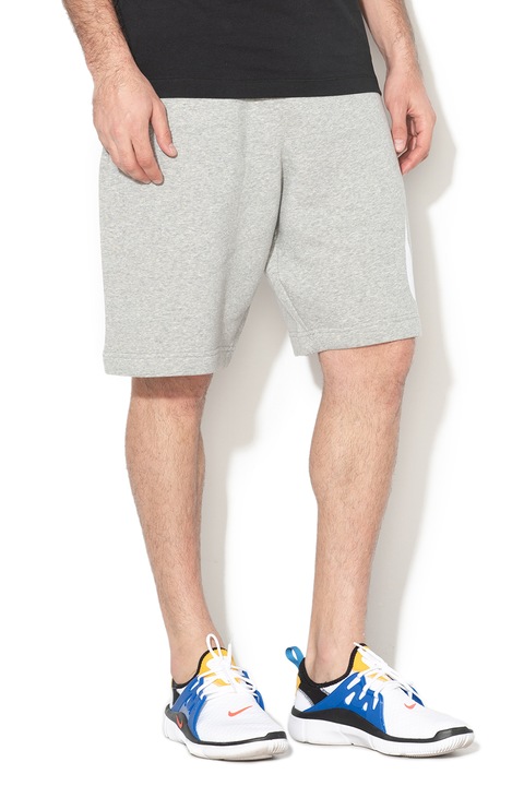 Nike, Къс панталон Sportswear Club с лого, Светло сив