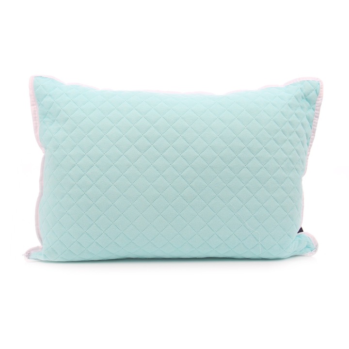 Perna pentru dormit, 4 anotimpuri, matlasata, cu fibra poliester siliconizata + microfibra si frotir alb cu bleu, 50 x 70 cm