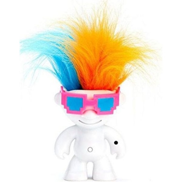Танцуващ детски робот WowWee Elektrokidz бял, включени батерии, танцуваща коса