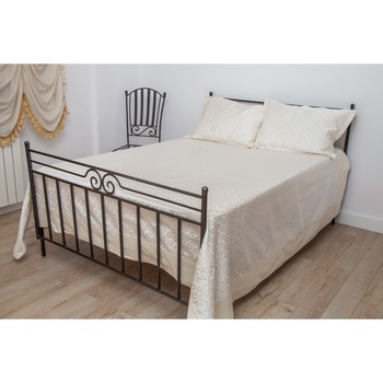 Cuvertura de pat dublu, confectionata din bumbac si satin, Valentini Bianco, YT006 240x240 cm Cuvertura de pat dublu, confectionata din bumbac si satin, Valentini Bianco, YT006 240x240 cm