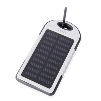 Baterie externa solara Soundvox™, 5000 mAh, shockproof, waterproof, 1.2 W, conector USB, Iphone, Iphone 4/4s, Negru-Alb Baterie externa solara Soundvox™, 5000 mAh, shockproof, waterproof, 1.2 W, conector USB, Iphone, Iphone 4/4s, Negru-Alb