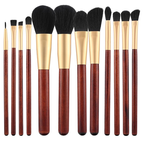 Set 12 pensule Tools4Beauty cu maner de lemn