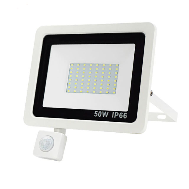 Proiector Slim Led cu Senzor Alimentare 220V Putere 50W Grad de Protectie IP66