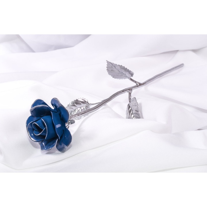 Kovácsoltvas ékszer rózsa - kék ezüst antik szirom króm szár