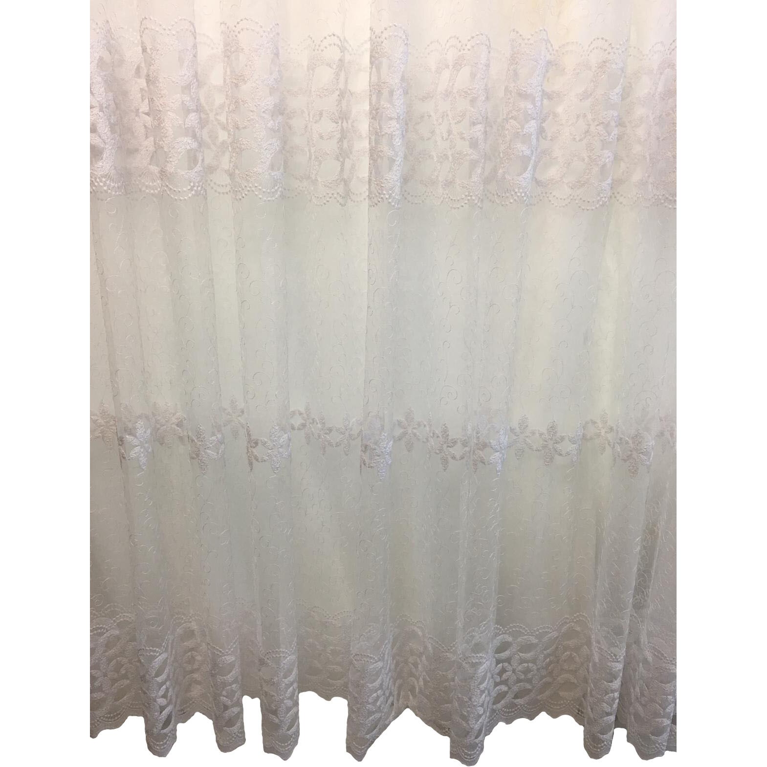 Perdea alba cu broderie alba 600x245cm by Liz Line - RD1066