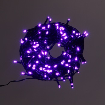 Instalatie decorativa brad Craciun cu alimentare baterii, 60 LED-uri violet, 5.9 m, controller, utilizare interior / exterior Instalatie decorativa brad Craciun cu alimentare baterii, 60 LED-uri violet, 5.9 m, controller, utilizare interior / exterior