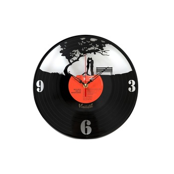 Ceas de perete personalizat din vinil reciclat, Vinilistic, Je Davu, Cuplu, Love, Vinyl, Cadou original, Rosu, 30 cm Ceas de perete personalizat din vinil reciclat, Vinilistic, Je Davu, Cuplu, Love, Vinyl, Cadou original, Rosu, 30 cm