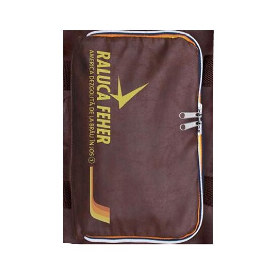 America dezgolita de la brau in jos - Raluca Feher