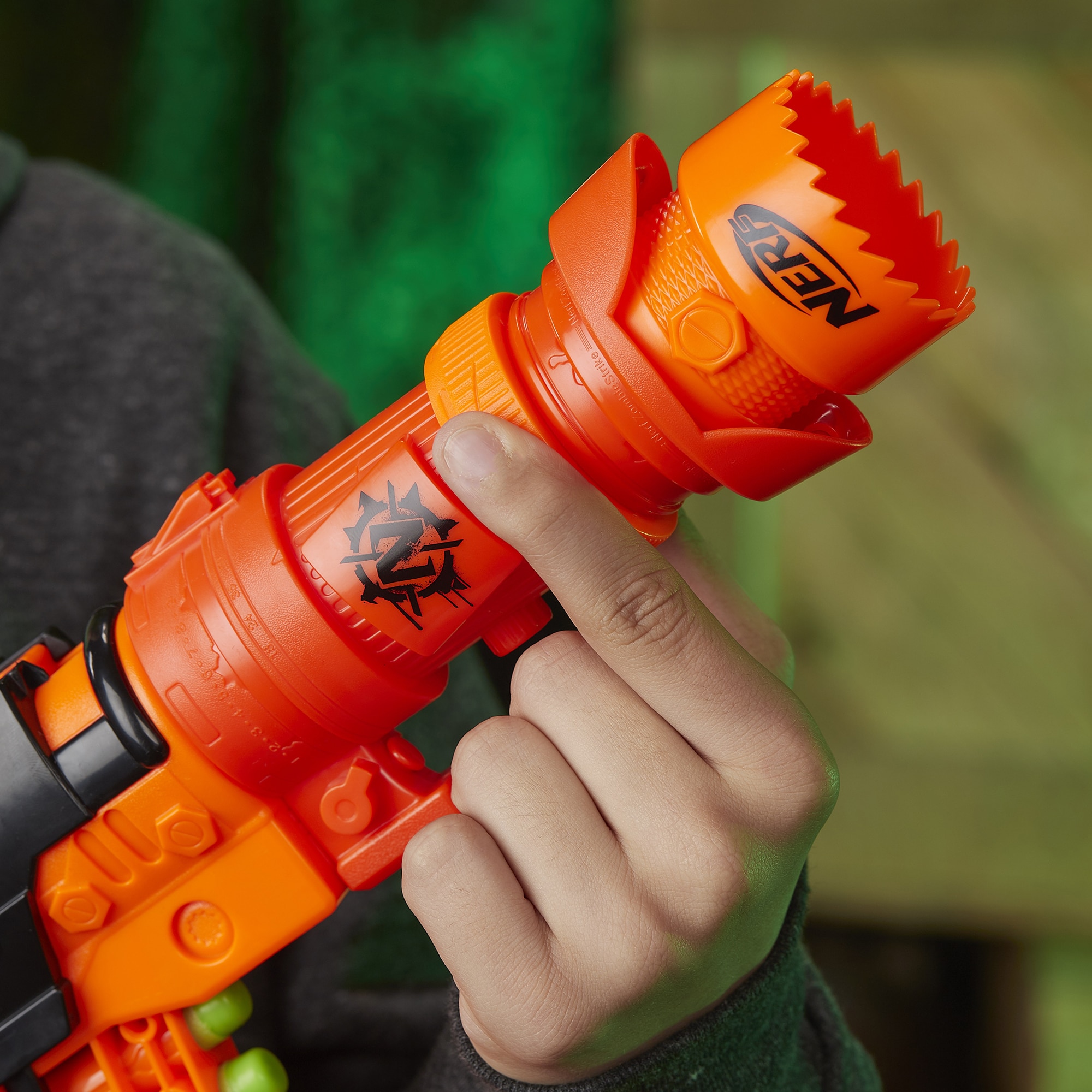 Blaster Nerf - Zombie Strike Nailbiter: Zoom & Doom - eMAG.ro