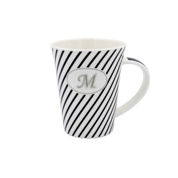 Cana din portelan, personalizata cu litera M, 275 ml Cana din portelan, personalizata cu litera M, 275 ml