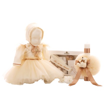 Set Botez Lempika Bebe Ducessa, 5 piese, Rochita, Boneta, Botosi, Lumanare Botez, Trusou Botez Biserica, 3-6luni Set Botez Lempika Bebe Ducessa, 5 piese, Rochita, Boneta, Botosi, Lumanare Botez, Trusou Botez Biserica, 3-6luni