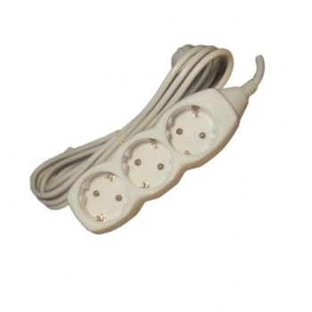 Prelungitoare electrice cu impamintare SPN2006 3 prize 5m 2200W Prelungitoare electrice cu impamintare SPN2006 3 prize 5m 2200W