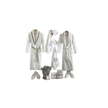 Set 2 Halate si 6 Prosoape din Bumbac 100% ,16 piese Extrem de Elegante , crem cu model Set 2 Halate si 6 Prosoape din Bumbac 100% ,16 piese Extrem de Elegante , crem cu model