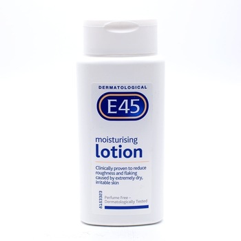 Lotiune dermatologica hidratanta pentru piele uscata si sensibila, E 45, 200 ml Lotiune dermatologica hidratanta pentru piele uscata si sensibila, E 45, 200 ml