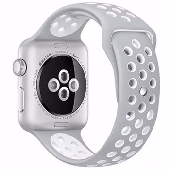 Curea iUni compatibila cu Apple Watch 1/2/3/4/5/6, 40mm, Silicon Sport, Argintiu/Alb Curea iUni compatibila cu Apple Watch 1/2/3/4/5/6, 40mm, Silicon Sport, Argintiu/Alb