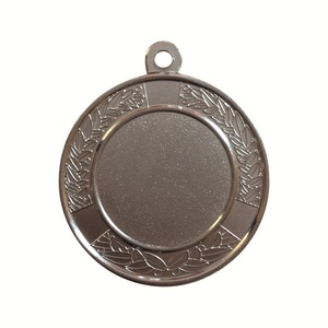 Cupe, trofee si medalii