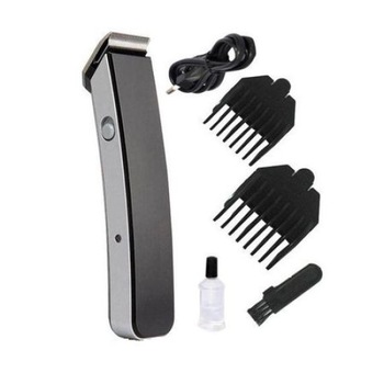 Aparat de Tuns Profesional Nova, Autonomie 45 minute, Lame Precise din Inox, Accesorii Incluse, Acumulator Reincarcabil, Design Modern, Negru Aparat de Tuns Profesional Nova, Autonomie 45 minute, Lame Precise din Inox, Accesorii Incluse, Acumulator Reincarcabil, Design Modern, Negru