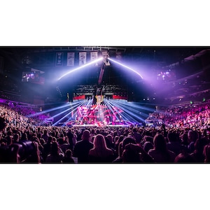 Pachet Concert Avril Lavigne Viena 22 Martie 2020 Wiener Stadthalle Halle D 2 Bilete Basic Cazare 2 Nopti Mic Dejun Novum Hotel Congress 3 Stele 2 Persoane Camera Dubla 21 23 Martie 2020 Emag Ro