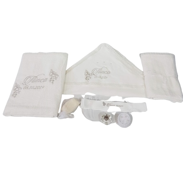 Trusou botez Anne Marie, Bromag, 7 piese, argintiu / alb