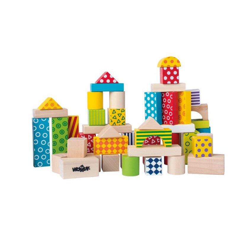 Set Cuburi de constructii din lemn, colorate si decorate, 50 piese, Woodyland