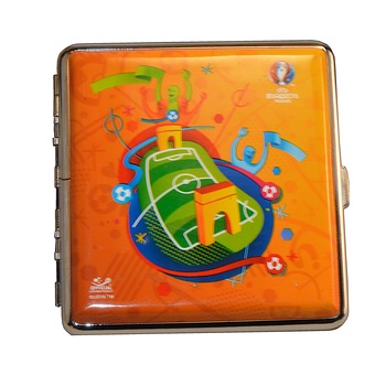 Tabachera portocalie 20 tigari king size cu clema metalica UEFA 2016 Tabachera portocalie 20 tigari king size cu clema metalica UEFA 2016