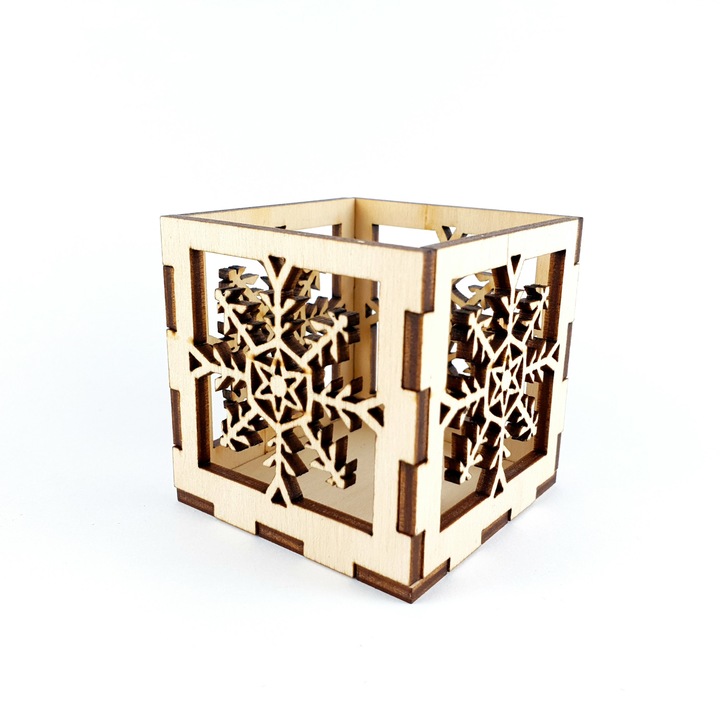 Suport lumanari de Craciun cu model de fulg de zapada dimensiuni 6x6x6 cm