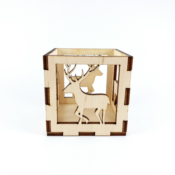 Suport lumanari de Craciun cu model de reni dimensiuni 6x6x6 cm