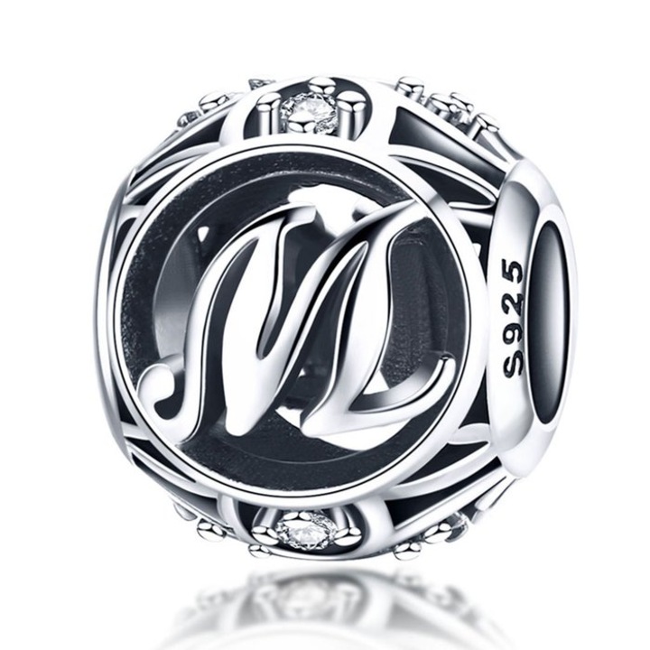 Talisman din argint cu Litera M si cristale