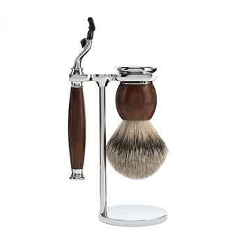 Set de barbierit cu aparat de ras compatibil Mach3 si pamatuf cu par de bursuc cu maner din lemn de esenta tare Muehle Sophist S 93 H 47 Set de barbierit cu aparat de ras compatibil Mach3 si pamatuf cu par de bursuc cu maner din lemn de esenta tare Muehle Sophist S 93 H 47