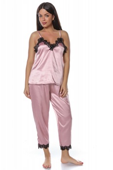 Set pijamale din satin Dalia, 3 piese, Roz Set pijamale din satin Dalia, 3 piese, Roz