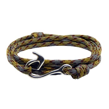 Bratara reglabila din snur paracord multicolor, preponderent crem inchis Bratara reglabila din snur paracord multicolor, preponderent crem inchis