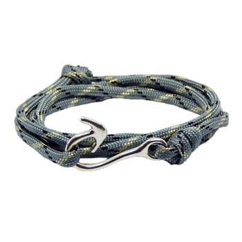 Bratara reglabila din snur paracord multicolor, preponderent gri Bratara reglabila din snur paracord multicolor, preponderent gri