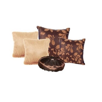 Set 5 perne decorative, model REFINEMENT, 40x40 cm, PERFUME W, 40x40 cm, PERFUME W, 45x45 cm si ANNA, rotunda 40 cm Set 5 perne decorative, model REFINEMENT, 40x40 cm, PERFUME W, 40x40 cm, PERFUME W, 45x45 cm si ANNA, rotunda 40 cm