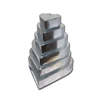 Forme de copt inimioare, 6 bucati Forme de copt inimioare, 6 bucati
