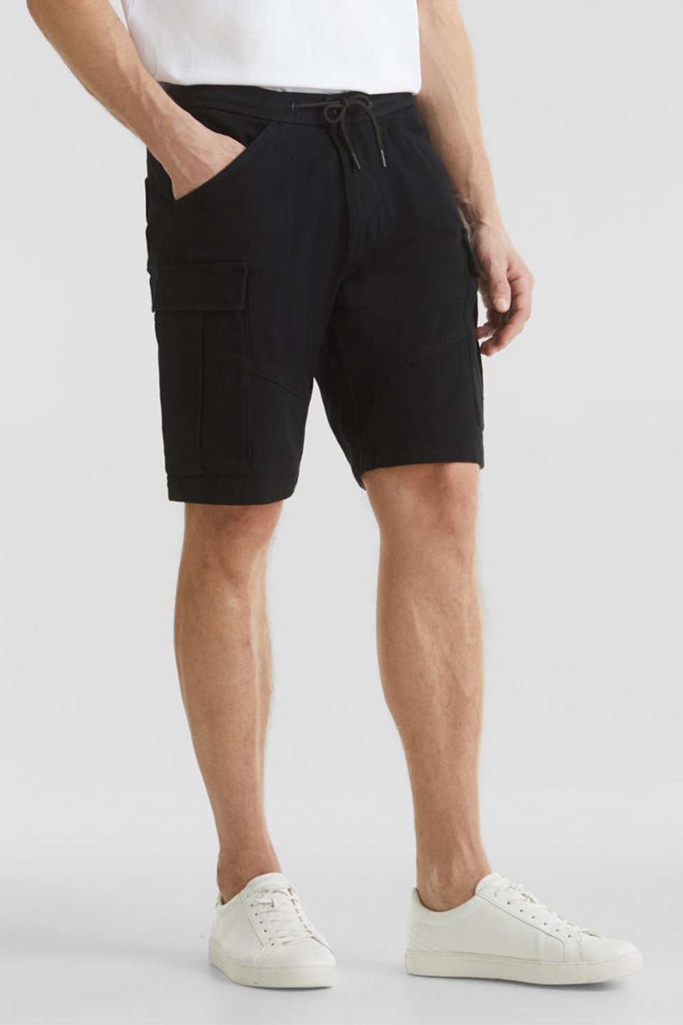 EDC by Esprit, Pantaloni scurti cargo cu snur in talie, Negru
