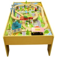 Set trenulete 4iQ Grup, Parcul de distractii, 80 piese, Lemn, Multicolor
