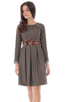 Rochie maro, ROH, vintage, cu talie brodata - DR4041 Rochie maro, ROH, vintage, cu talie brodata - DR4041