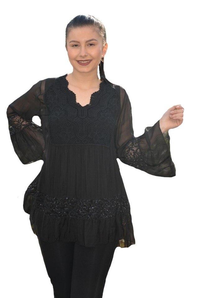 Bluza rafinata cu broderie , decolteu in V,D&J Exclussive, Negru