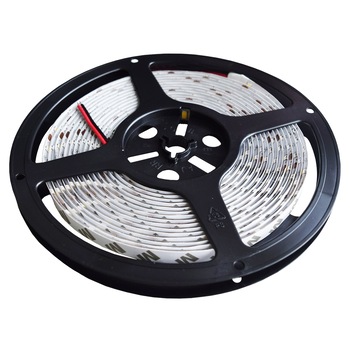Banda LED 5M Rebel, IP65, alb cald Banda LED 5M Rebel, IP65, alb cald